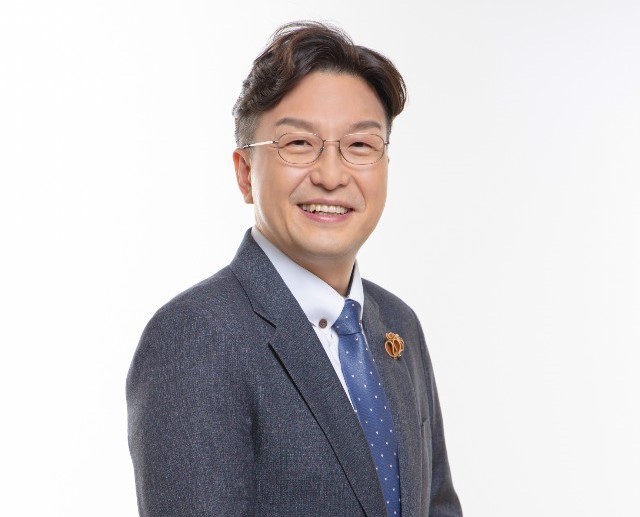 국제미용 항노화 학회 회장 김응석 박...